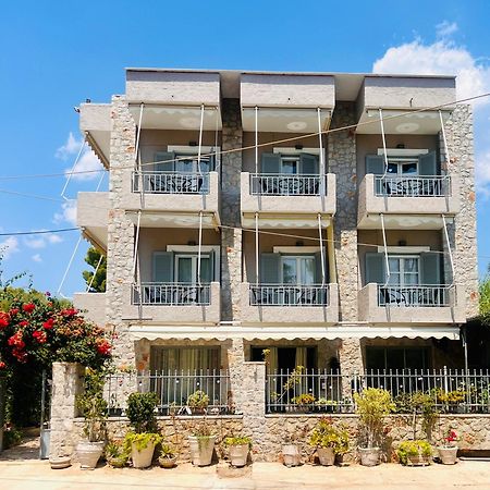 Aloe Luxury Apartments ポルト・ヘリ エクステリア 写真
