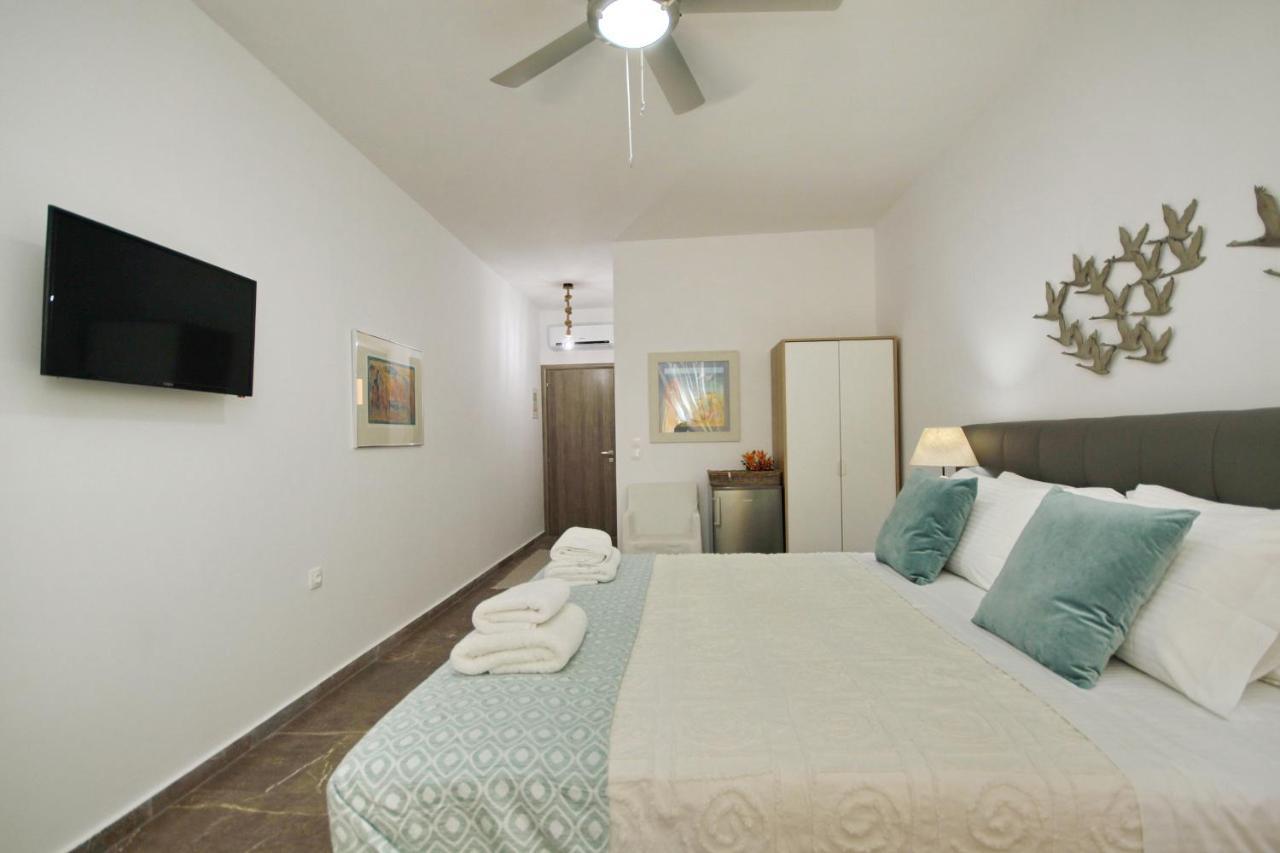 Aloe Luxury Apartments ポルト・ヘリ エクステリア 写真