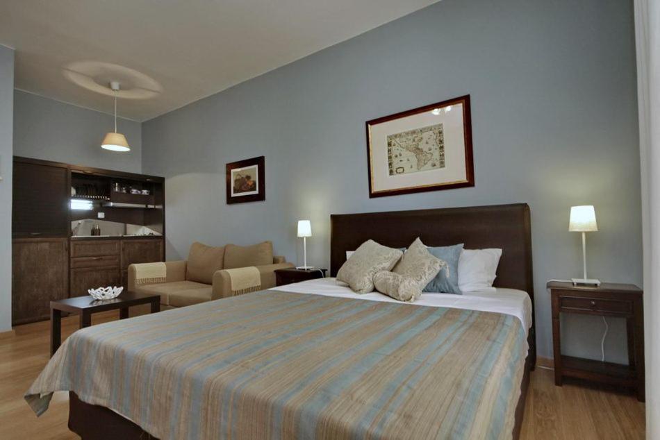 Aloe Luxury Apartments ポルト・ヘリ エクステリア 写真